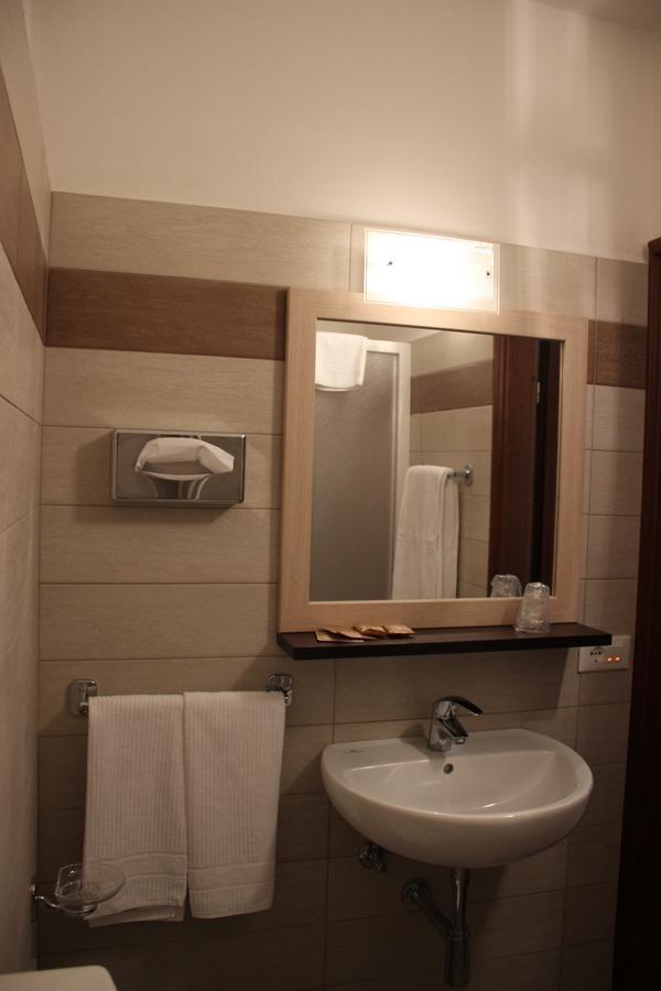 Albergo Ristorante Bismantova Castelnovo ne' Monti Exterior foto